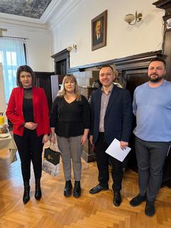 Mini f317abfb f60f 473c 809f dd7348cba30a